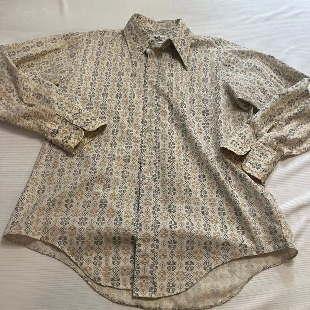 Marlboro Vintage Button Up Shirt Size 15 1/2-33